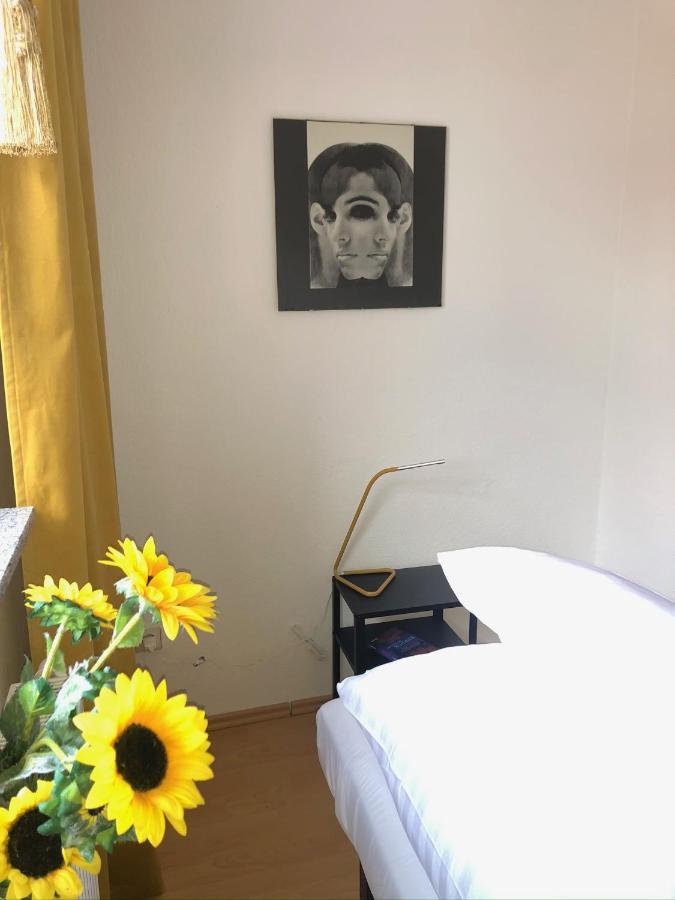 Zentraler Geht Es Kaum - In Koeniglicher Nachbarschaft! Ludwigsburg Exteriör bild